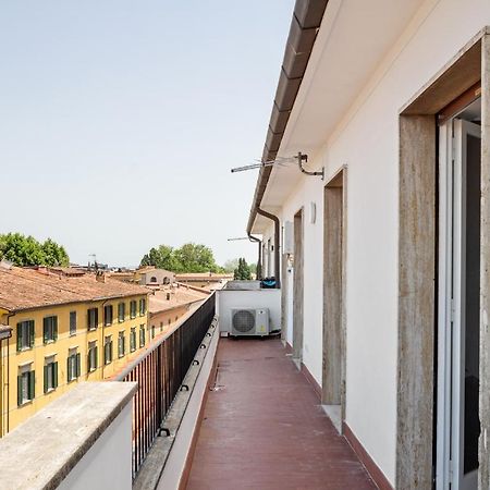 Apartamento Modern Attics With Balconies And Panoramic View Pisa Exterior foto