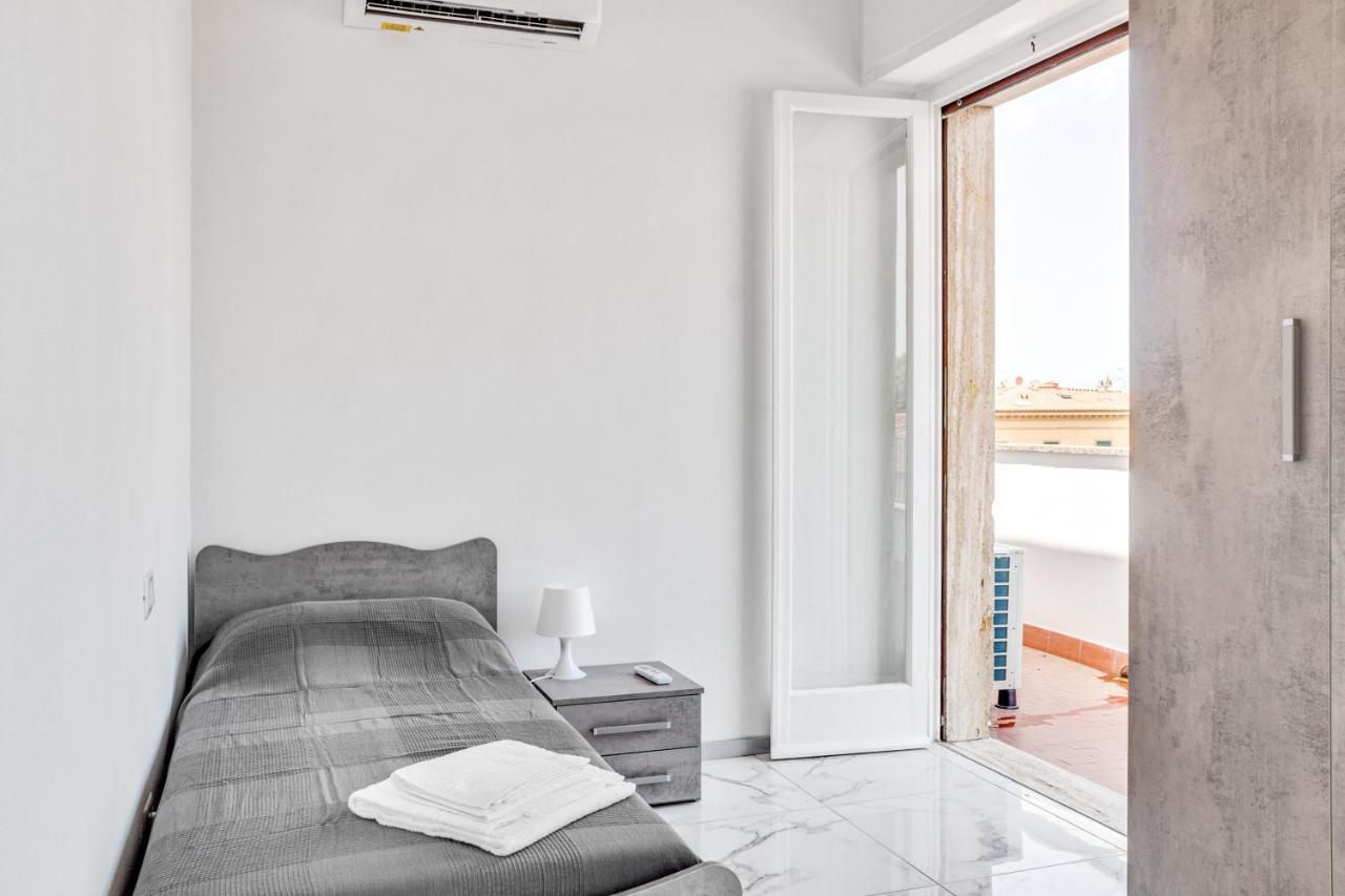 Apartamento Modern Attics With Balconies And Panoramic View Pisa Exterior foto